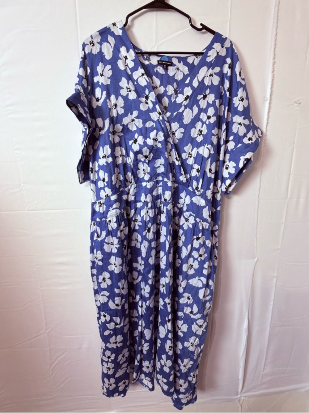 Who What Wear Blue & White Floral Midi Dress